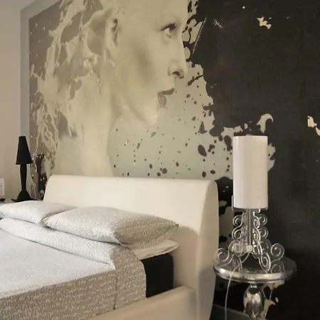 Bed & Breakfast Albornoz 4*